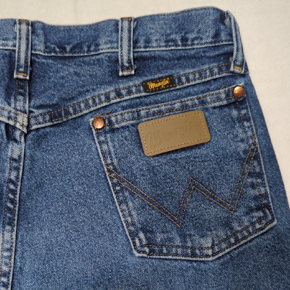 Wrangler Cowboy Cut Medium Wash Straight Leg Mens Jeans‎ Size 35